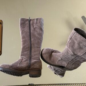 Merona Women's Gray Suede Winter Boots